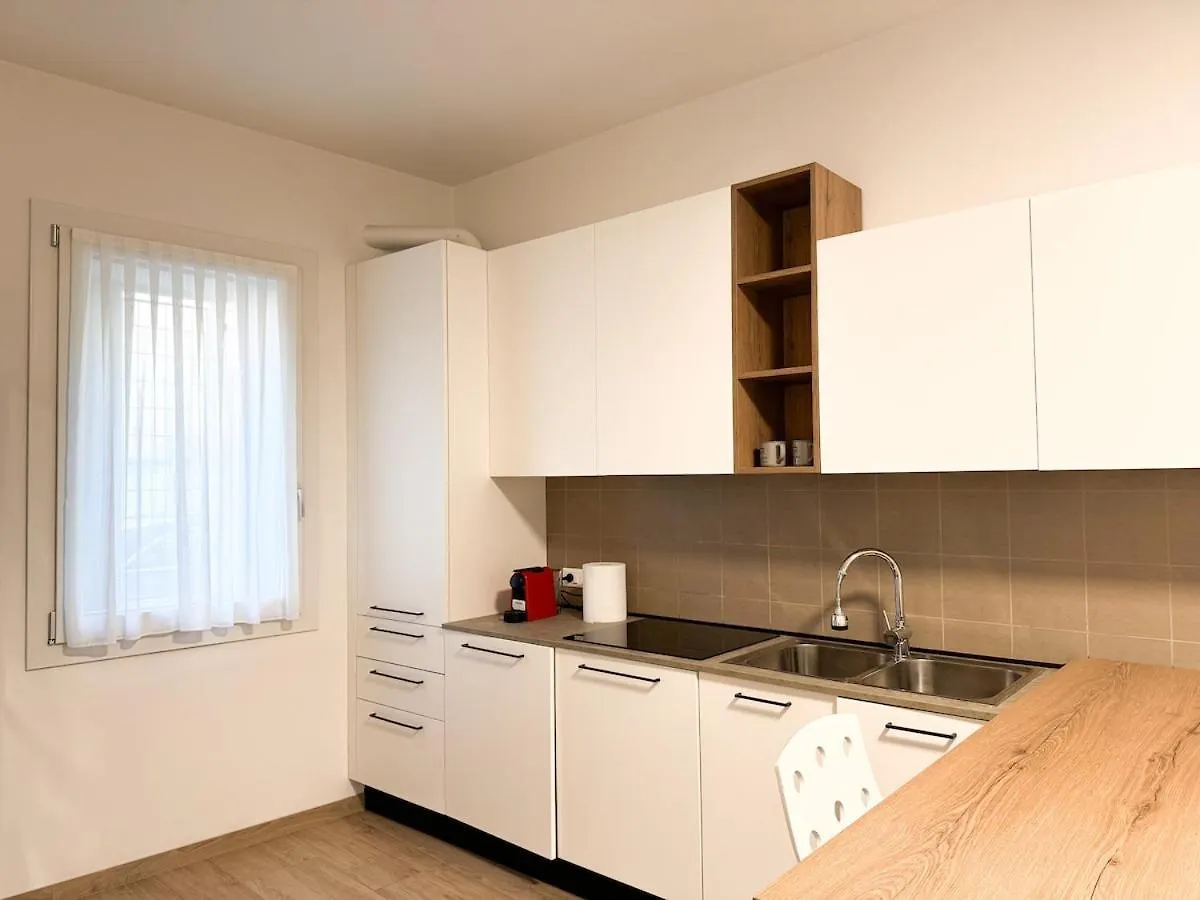 Two-Bedroom Within Walking Distance Of The Center Vicenza 0*,